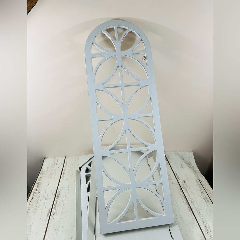Wall Decor White Decorative Wall Panel Geometric Window Design Plastic - Picture 2 of 6